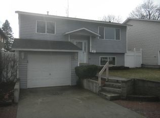 1126 E Crown Ave, Spokane, WA 99207