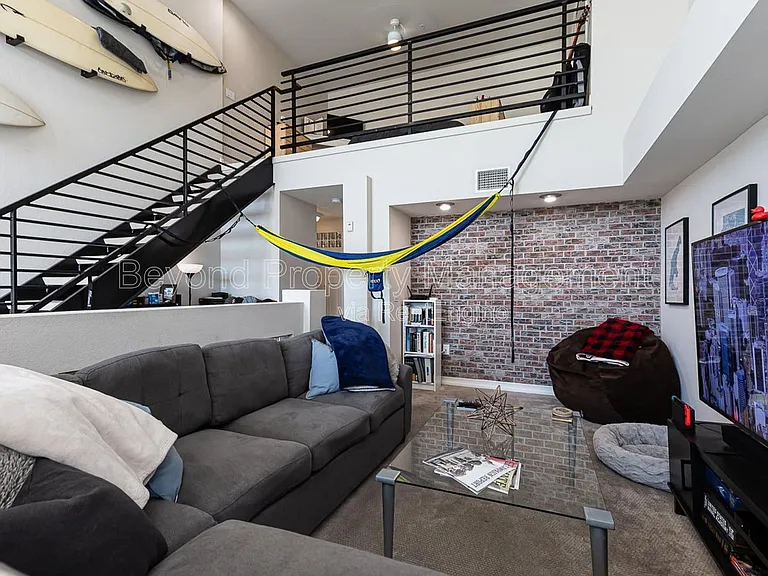 1465 C St #3615 — Photo 3