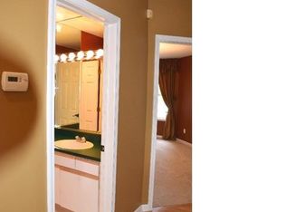 29441 Meadow Rdg S #1, Farmington Hills, MI 48334