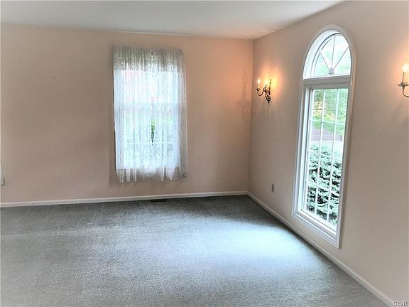 4th image of 4518 Kimberly Ct