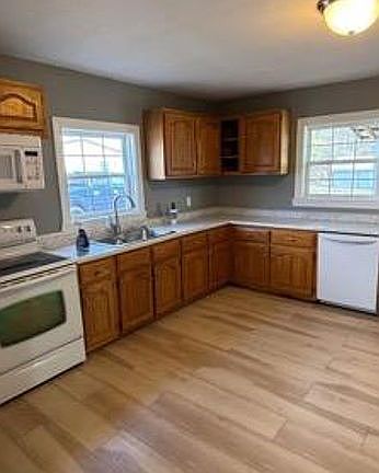 5th image of 88 Kefauver Rd