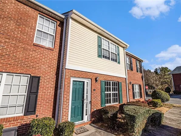 69 Princeton Glen Ct, Adairsville, GA 30103