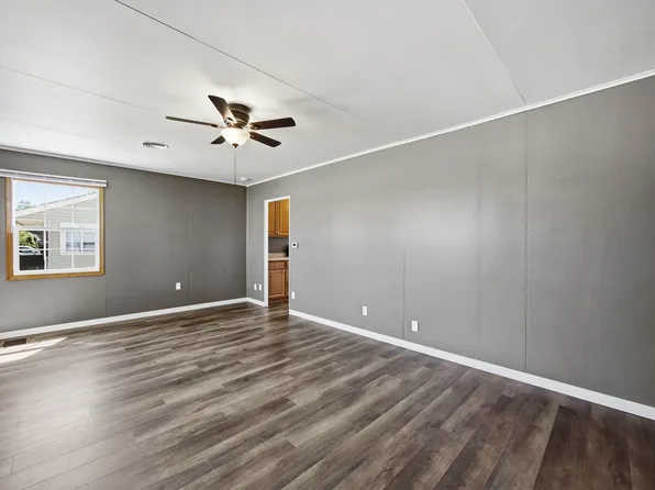 3730 H Ave NE, Cedar Rapids, IA 52402