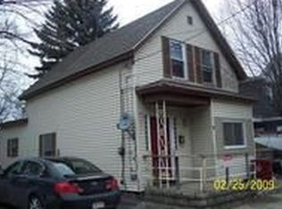 9 Clinton Ave, Lowell, MA 01854