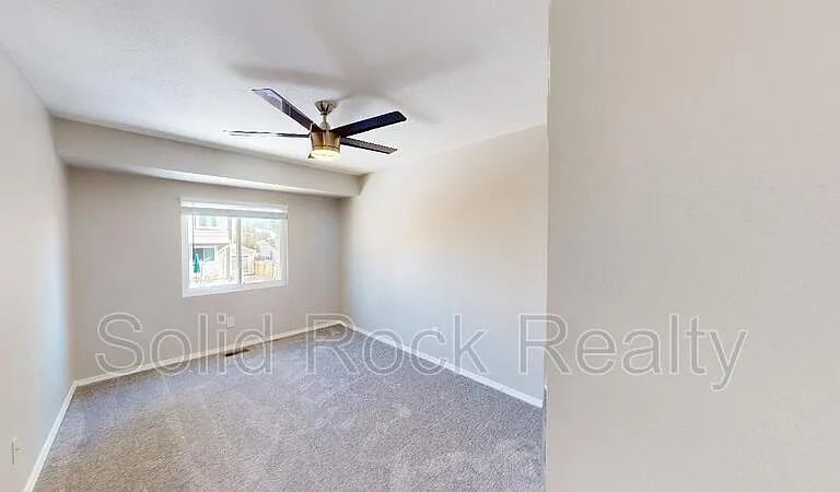 8450 Camfield Cir — Photo 19