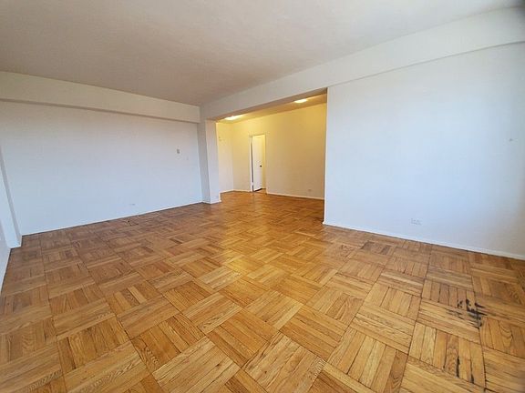 2nd image of 65-61 Saunders St #H8