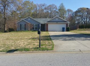 1517 Cardinal Ln, Winder, GA 30680