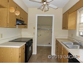 3rd image of 6329 NW 27th St