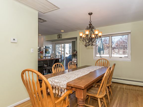 4th image of 43 Fair Ln
