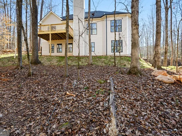 360 Ansley Dr — Photo 36
