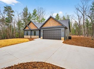 472 Walnut Ridge Ln, Ellijay, GA 30540