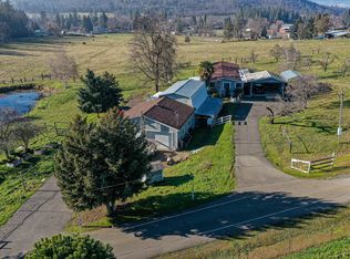 6676 Pioneer Rd, Medford, OR 97501