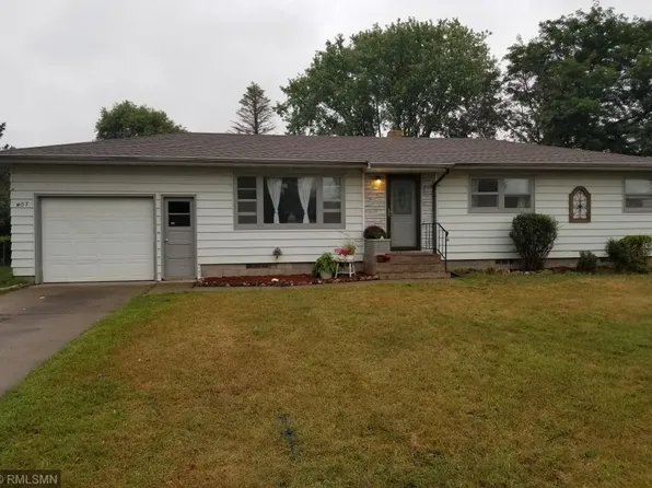 407 Caroll St, Osceola, WI 54020