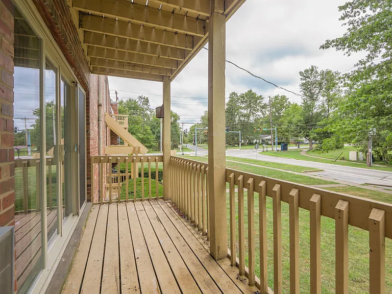 29200 Detroit Rd #201 — Photo 12