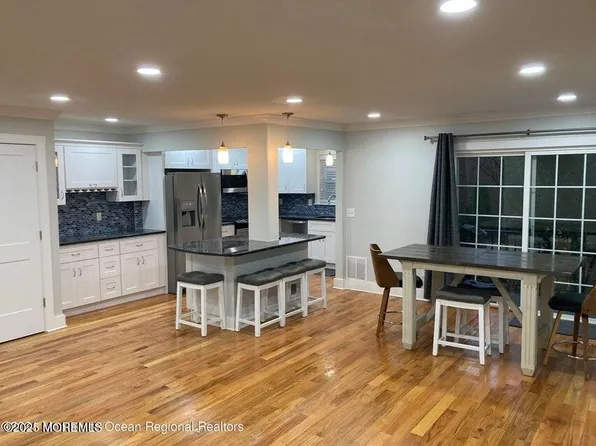 65 Cedar Ave APT C1, Long Branch, NJ 07740