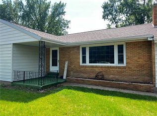 2920 Uranus Ave, Eau Claire, WI 54703