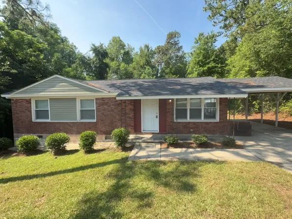 405 Andrews Rd, Fayetteville, NC 28311