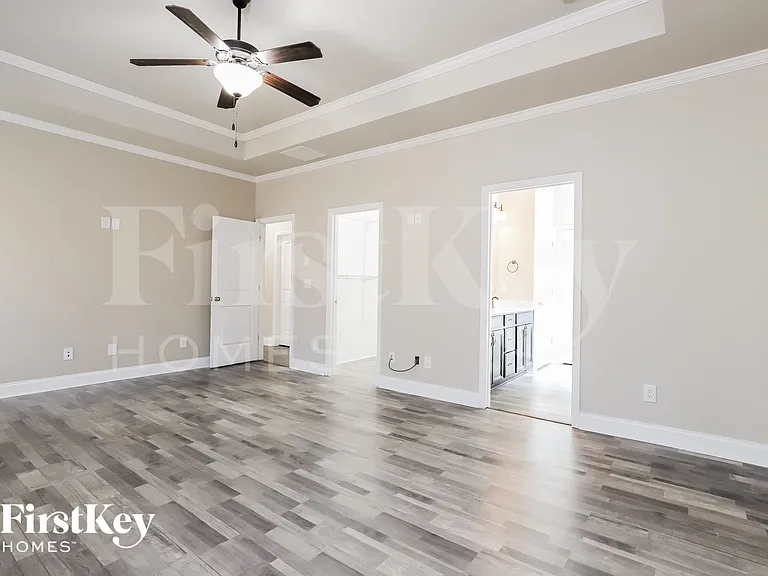 4321 Yonah Park — Photo 8