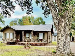 3165 Charles Ave, Groves, TX 77619