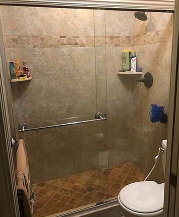 5th image of 2535 29th Ave NE