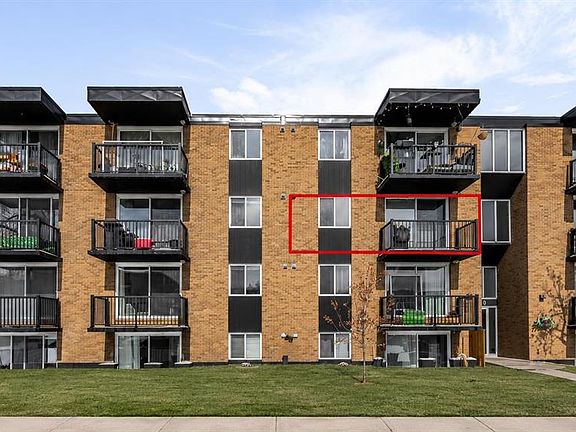 2nd image of 2020 S 11th Ave SW #301