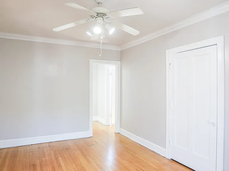 5052 N Glenwood Ave #2 — Photo 5