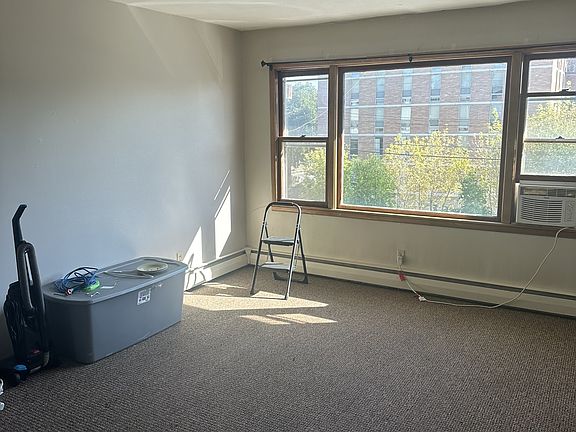 5th image of 510 8th St S #10