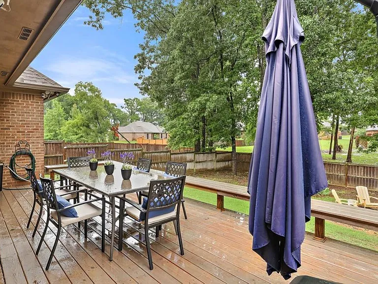 131 Stillhouse Creek Dr — Photo 23