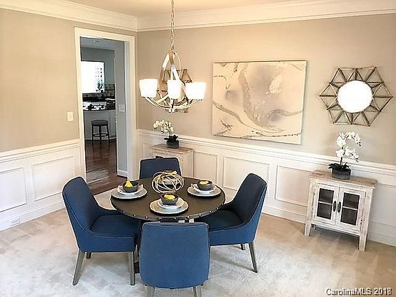 3rd image of 6915 Augustine Way