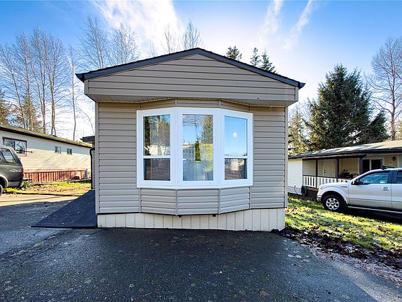 2nd image of 1160 Shellbourne Blvd #80