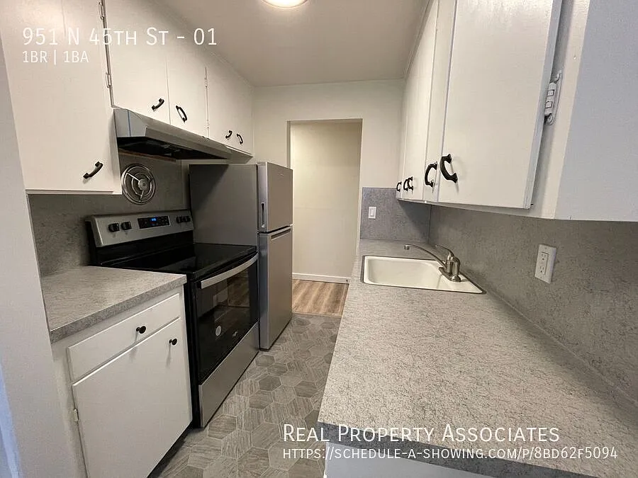 Building Photo - 951 N 45th St #1