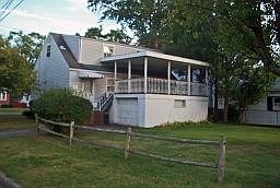 2nd image of 482 Jaques Ave