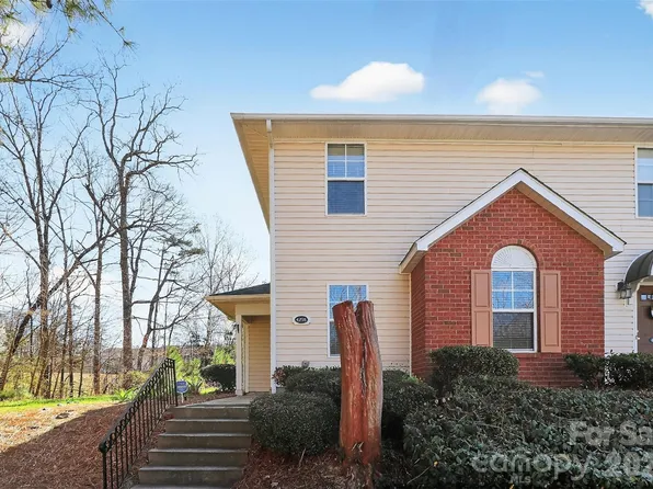 4298 Melrose Club Dr, Matthews, NC 28105