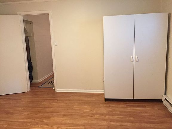 5th image of 516 N 27th St APT A