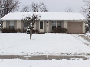 3230 Woonsocket St, Springfield, OH 45503