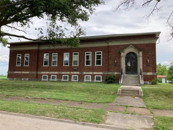 700 E Main St, Mascoutah, IL 62258