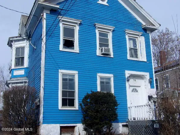 70 Saratoga Avenue, Waterford, NY 12188