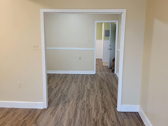 5th image of 22438 Braddock Ave