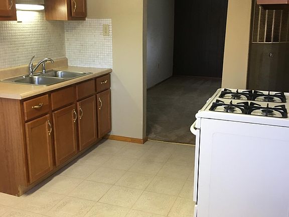 3rd image of 5125 Lode Ave #A