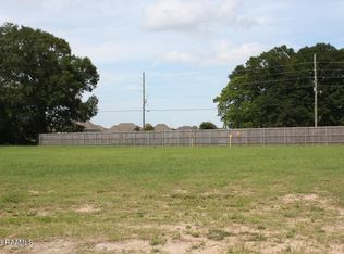 102 Cape Town Ave, Youngsville, LA 70592