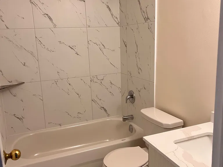 85 Winlane Dr #202 — Photo 4