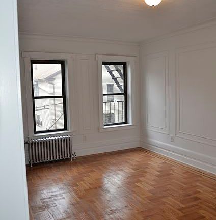 3rd image of 266 4th Ave APT 25B