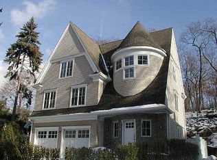 242 Rowayton Ave, Norwalk, CT 06853