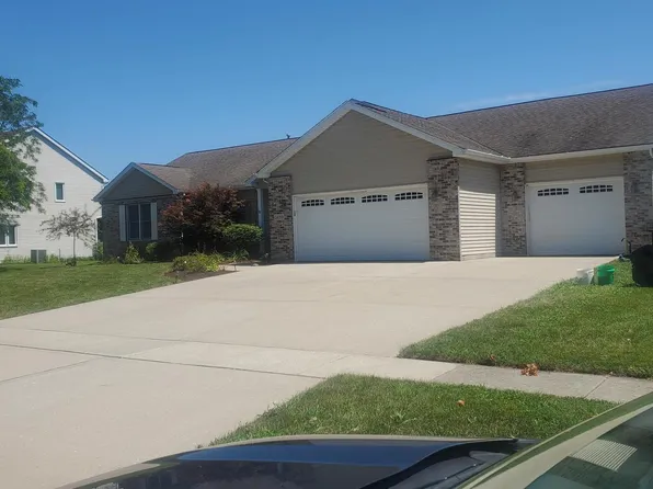 24359 S Blackhawk Dr, Channahon, IL 60410