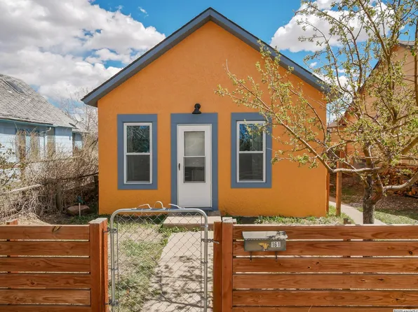 161 N Hodgeman St, Laramie, WY 82072