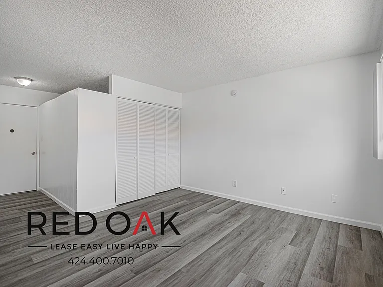 333 N Brand Blvd #8 — Photo 5