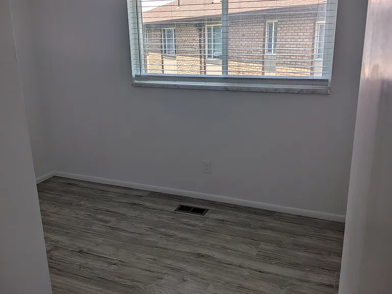 1445 N Amiron Way #D — Photo 4
