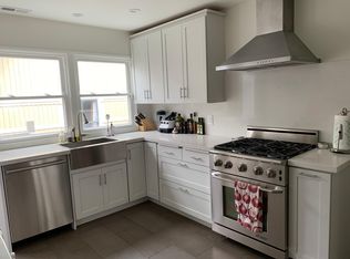 88 Liberty St, San Francisco, CA 94110
