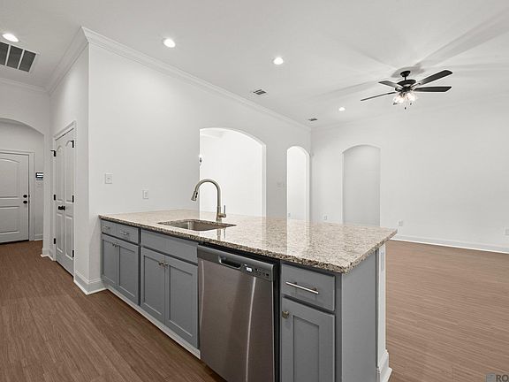 4th image of 18725 Seabiscuit Ln