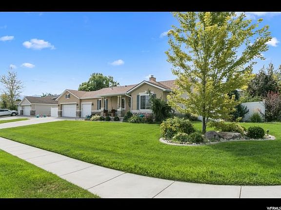 3rd image of 5551 W Wild Oak Dr